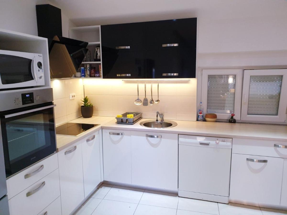 Apartman Lara Crikvenica Exterior photo
