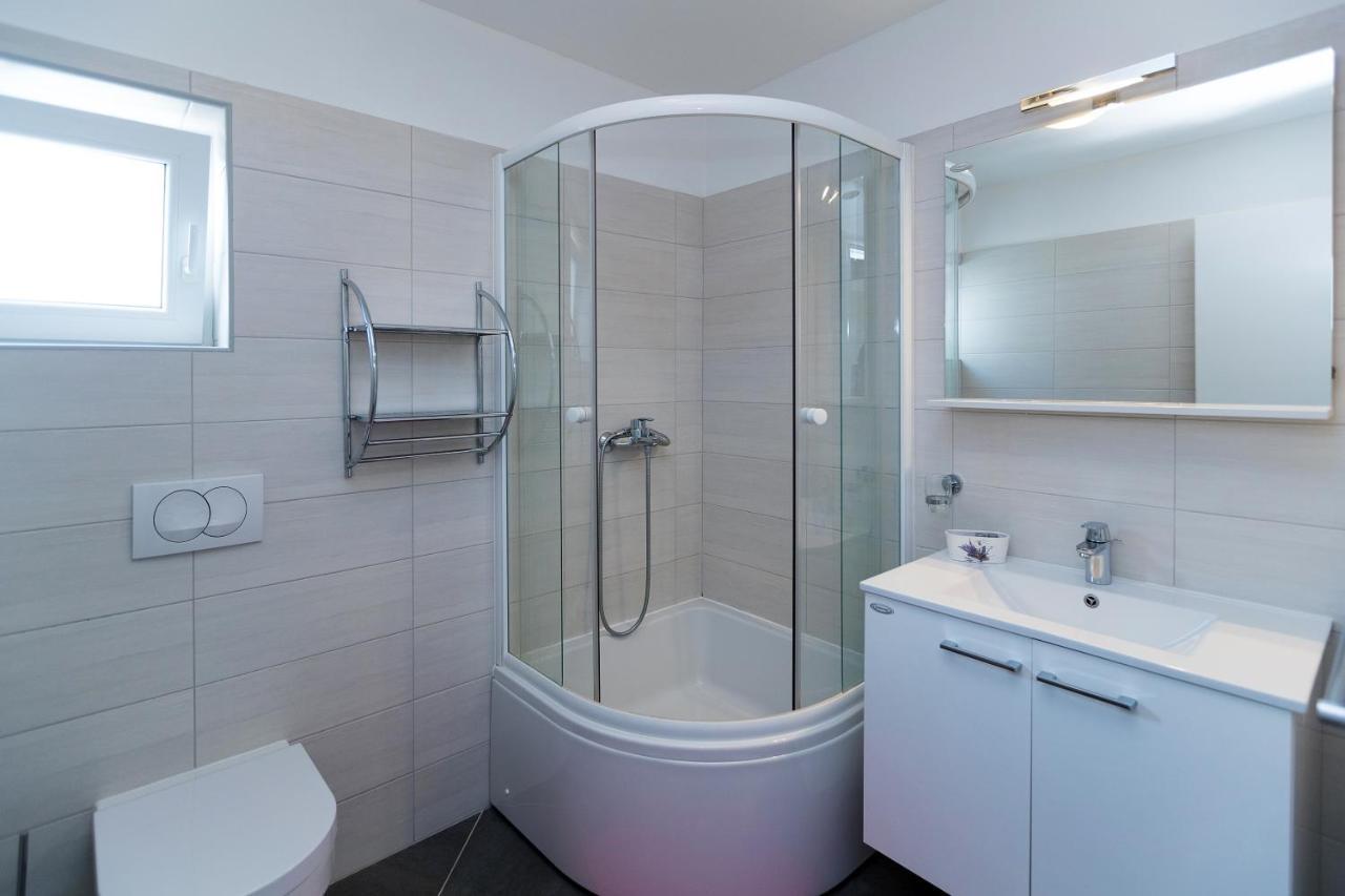 Apartman Lara Crikvenica Exterior photo